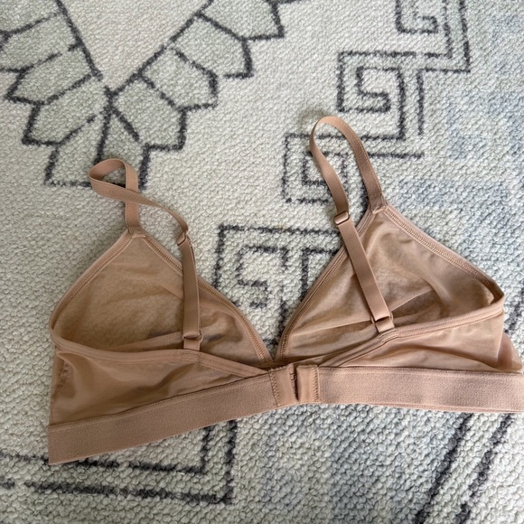 GAP Mesh Bralette in Brush Beige sz M - Picture 4 of 5